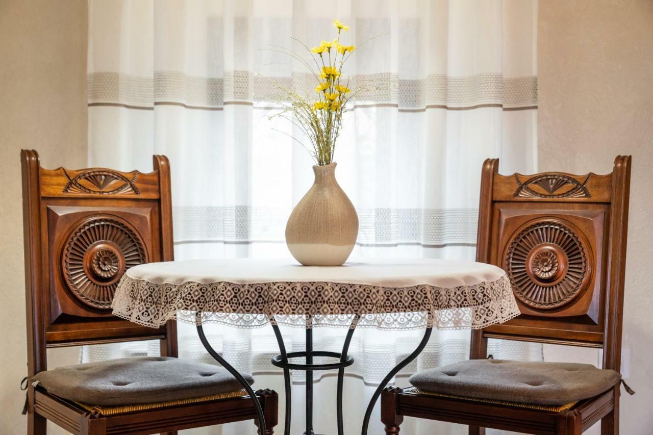 Historic Apartment In The Heart Of The City Veliko Tarnovo Luaran gambar