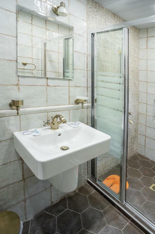 Historic Apartment In The Heart Of The City Veliko Tarnovo Luaran gambar