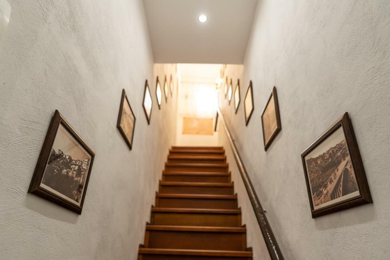 Historic Apartment In The Heart Of The City Veliko Tarnovo Luaran gambar