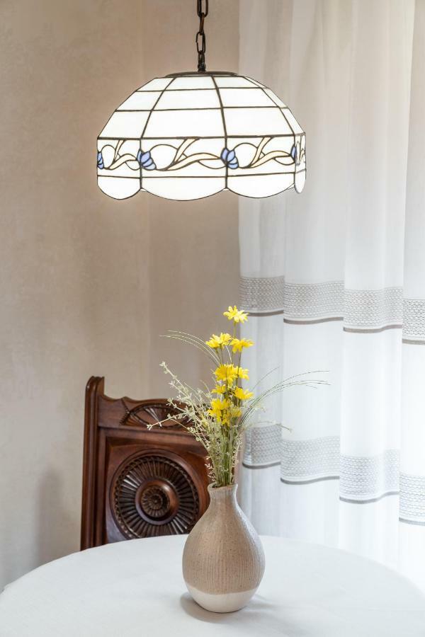 Historic Apartment In The Heart Of The City Veliko Tarnovo Luaran gambar
